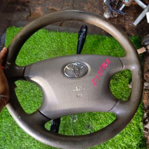 Volante  de toyota filder 2000