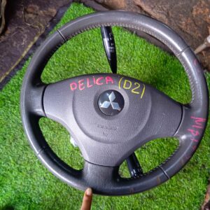 Volante de mitsubishi  Delica