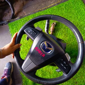 Volante completo de Mazda Axela