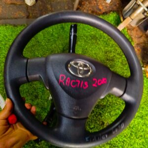 volante completo de toyota Ractis 2010