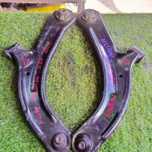 Bandeja de Nissan Tida, Wingroad, March, Note 2004-2010 Rotula Delgada