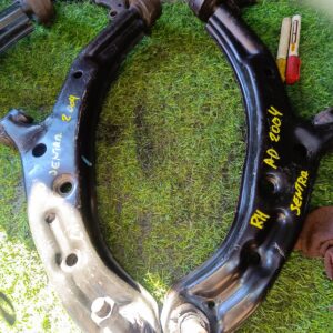 Bandeja de Nissan Sentra, AD 2004