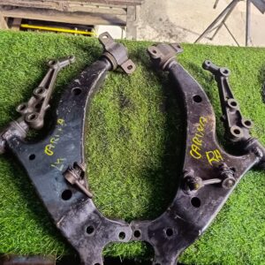 Bandeja de Toyota Carina 96